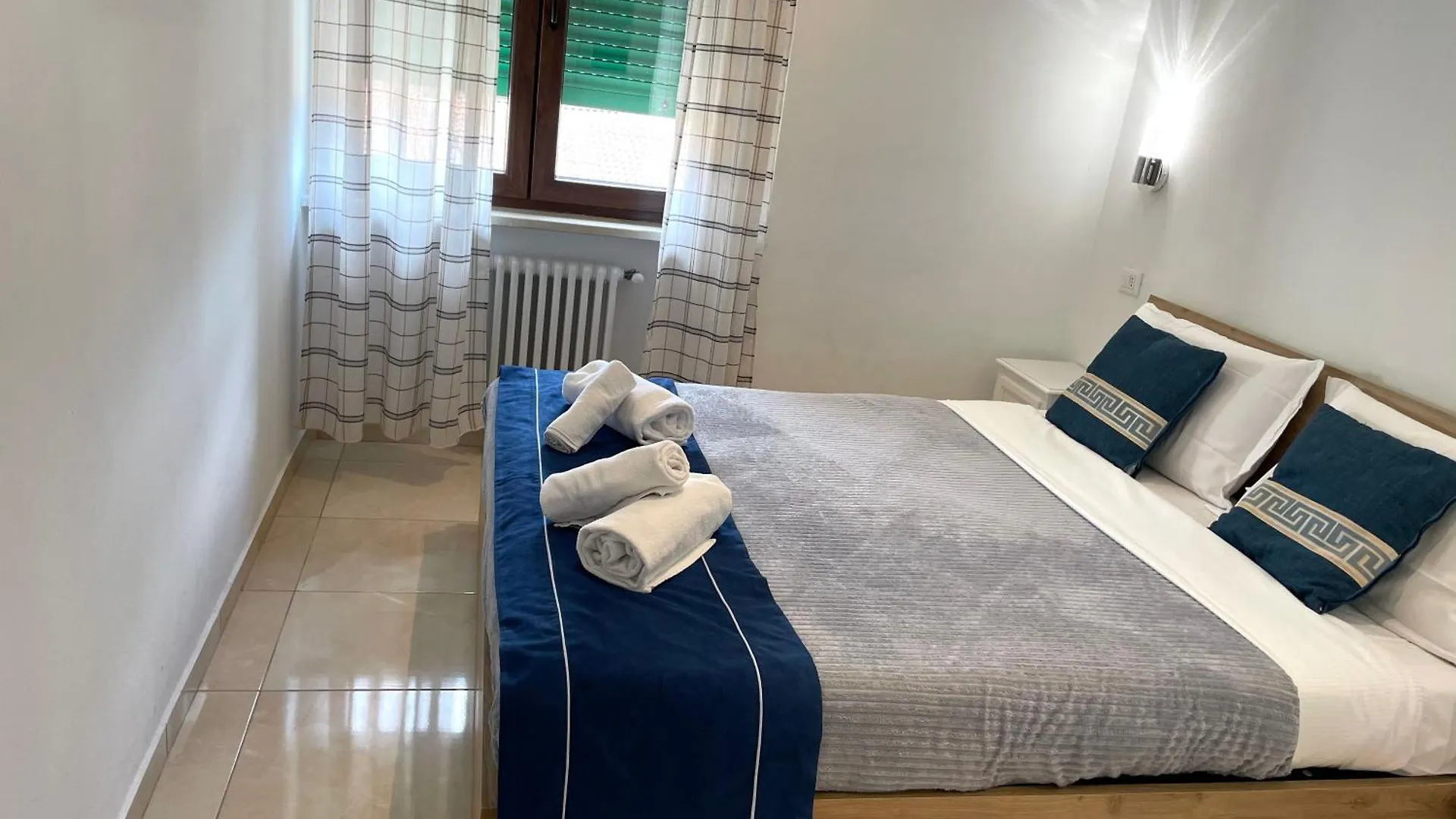 Homestay Fiera Camera Verona Italy
